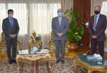 وزير الطيران المدنى