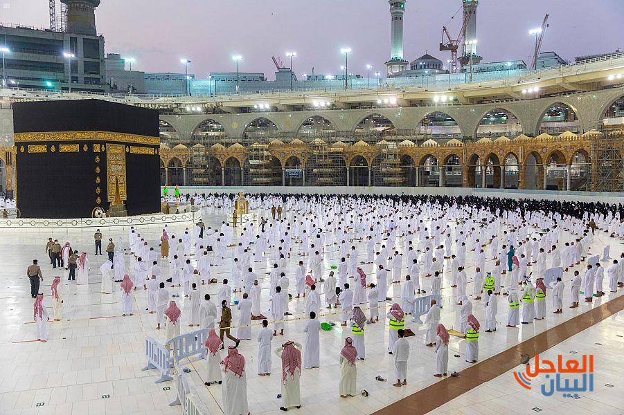 لتكثيف شؤون الحرمين الإجراءات الاحترازية لاستقبال أول فوج من المعتمرين القادمين من الخارج