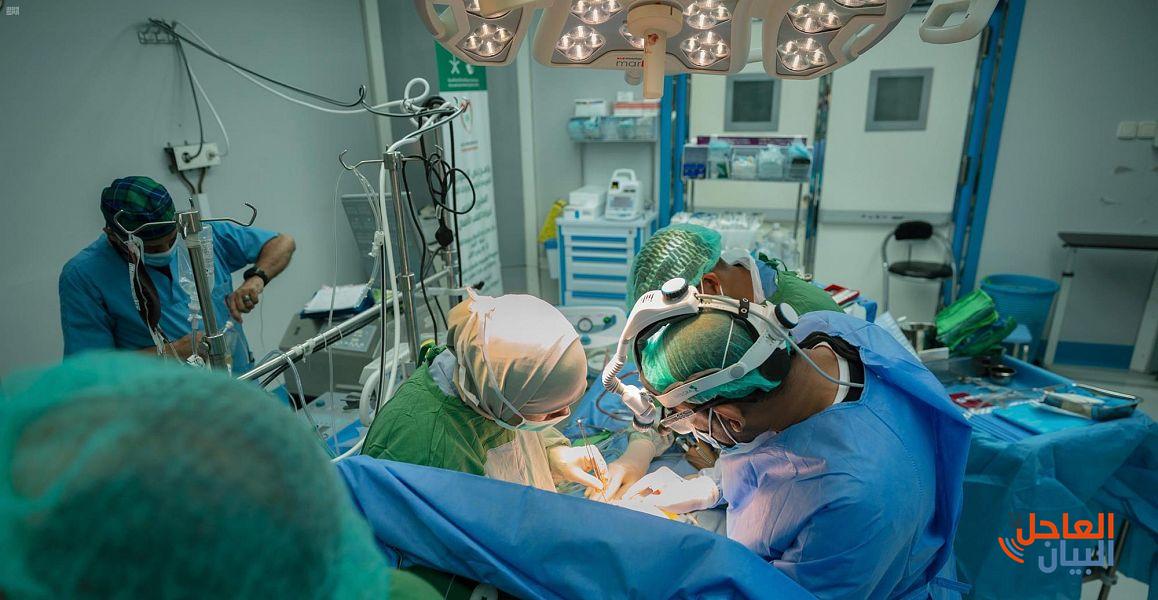 لاجراء مركز الملك سلمان للإغاثة 16 عملية جراحية من حملته الطبية لجراحة وقسطرة القلب للأطفال في المكلا