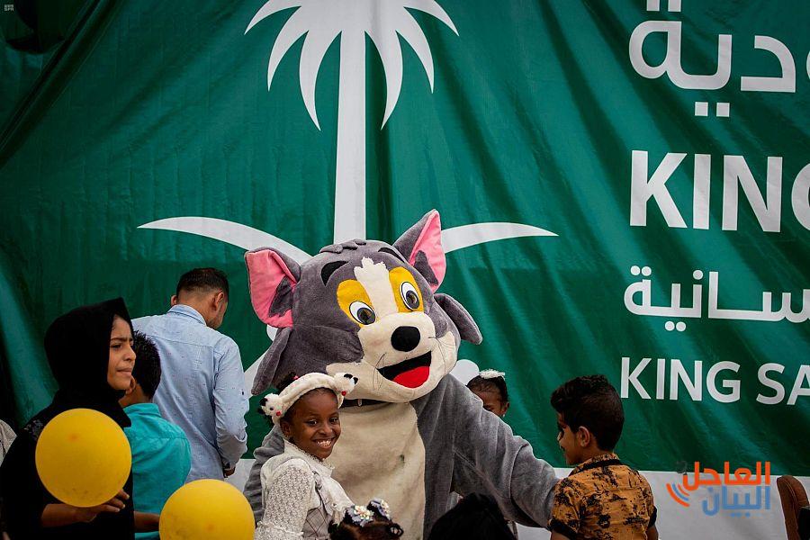 لتنفيذ مركز الملك سلمان للإغاثة برامج وأنشطة متنوعة للأيتام وأسرهم في محافظة عدن