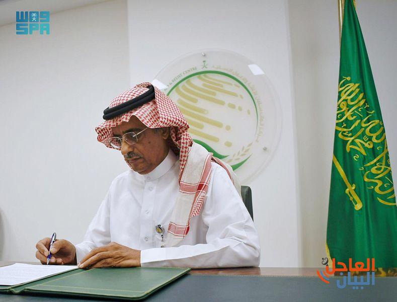 مركز الملك سلمان للإغاثة يوقع اتفاقية مشتركة لتهيئة وتجهيز المختبرات التعليمية في كلية الطب بجامعة عدن