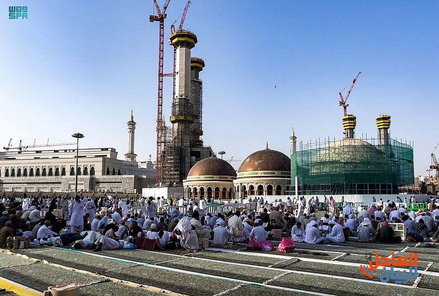 ٦٨مصلىً للنساء