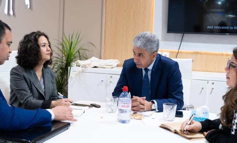 وزير السياحة