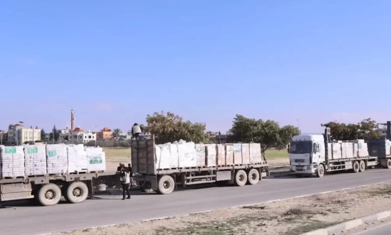 قوافل إغاثية