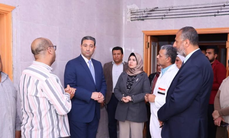 محافظ دمياط