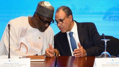 وزير الخارجية